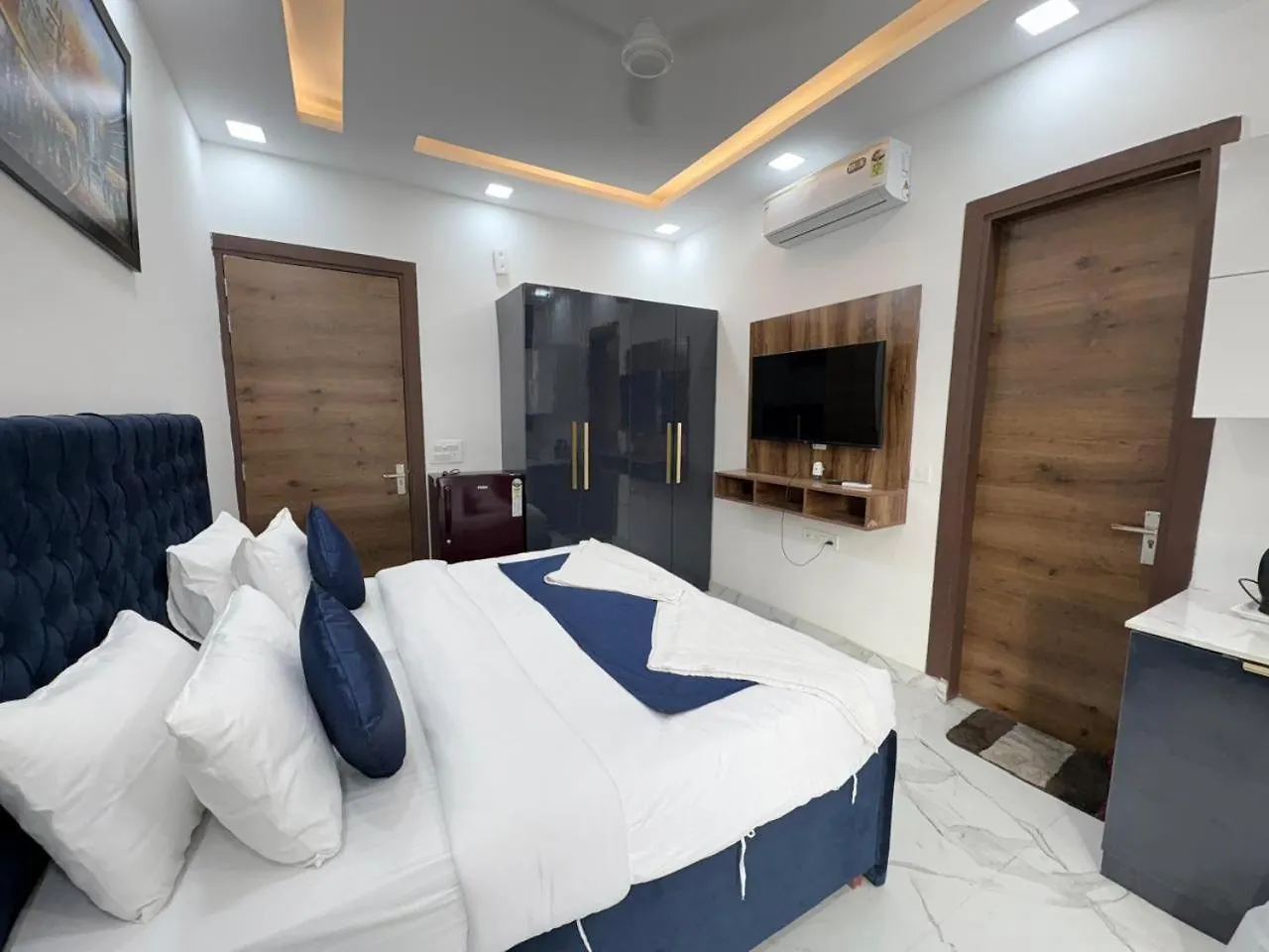 Pacific Inn Eco Central Gurgaon Hotel