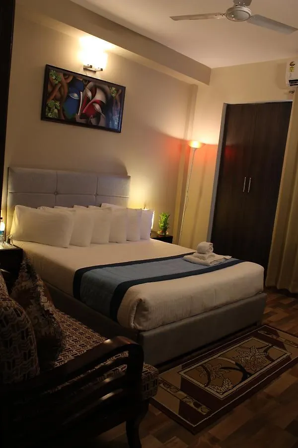 Hotel Pacific Inn Eco Central Gurgaon